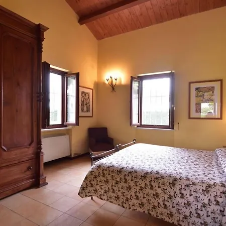 Daire Sleeps 2 Pool Wifi T764325 *