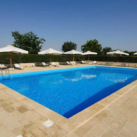 Sleeps 2 Pool Wifi T764325 Daire *