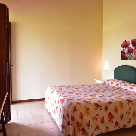Sleeps 2 Pool Wifi T764325 Daire Montescaglioso