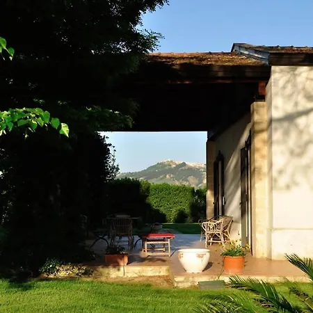 Sleeps 2 Pool Wifi T764325 *