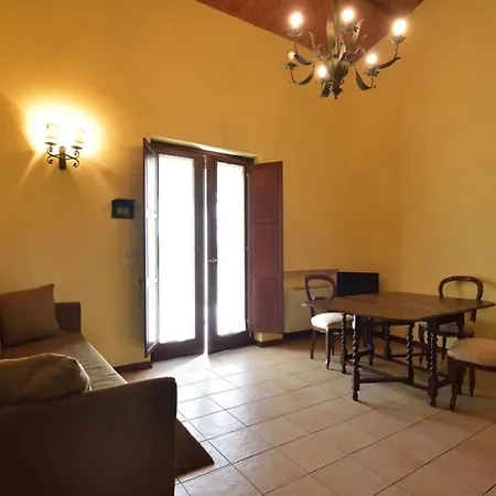 Sleeps 2 Pool Wifi T764325 Daire *